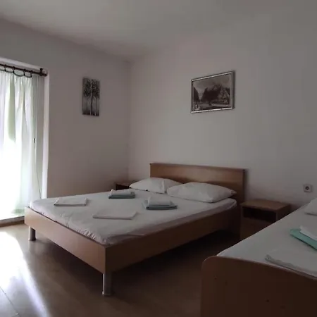 Apartment With Wifi Duce, - 21055