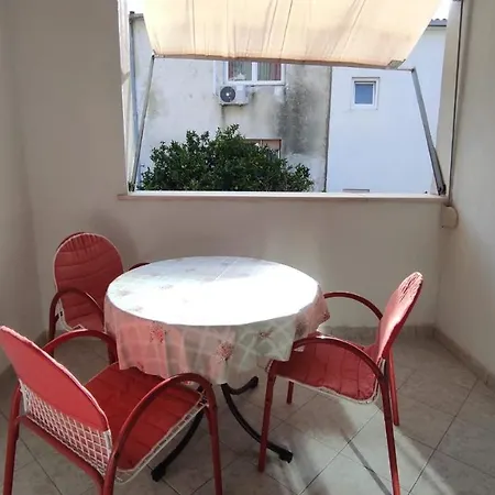 Lägenhet With Wifi Duce, - 21055 Omiš